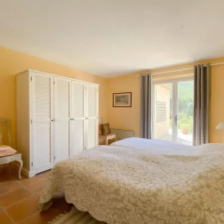 Villa For 10 Pool 5 Suites Grimaud بيت للعطل