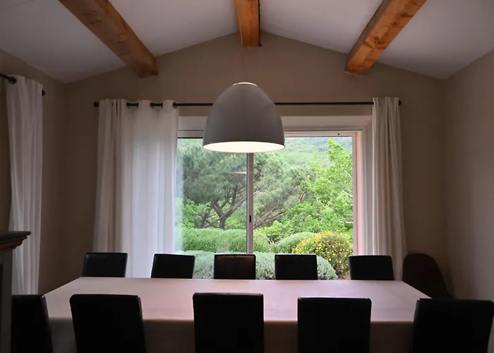Nyaraló Villa For 10 Pool 5 Suites Grimaud *