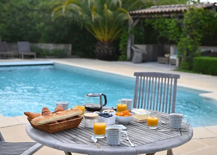 Villa For 10 Pool 5 Suites Grimaud Grimaud
