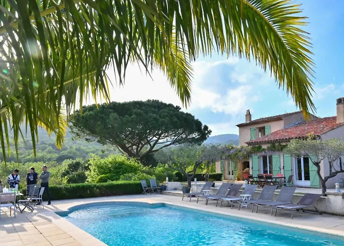 Villa For 10 Pool 5 Suites Grimaud Nyaraló